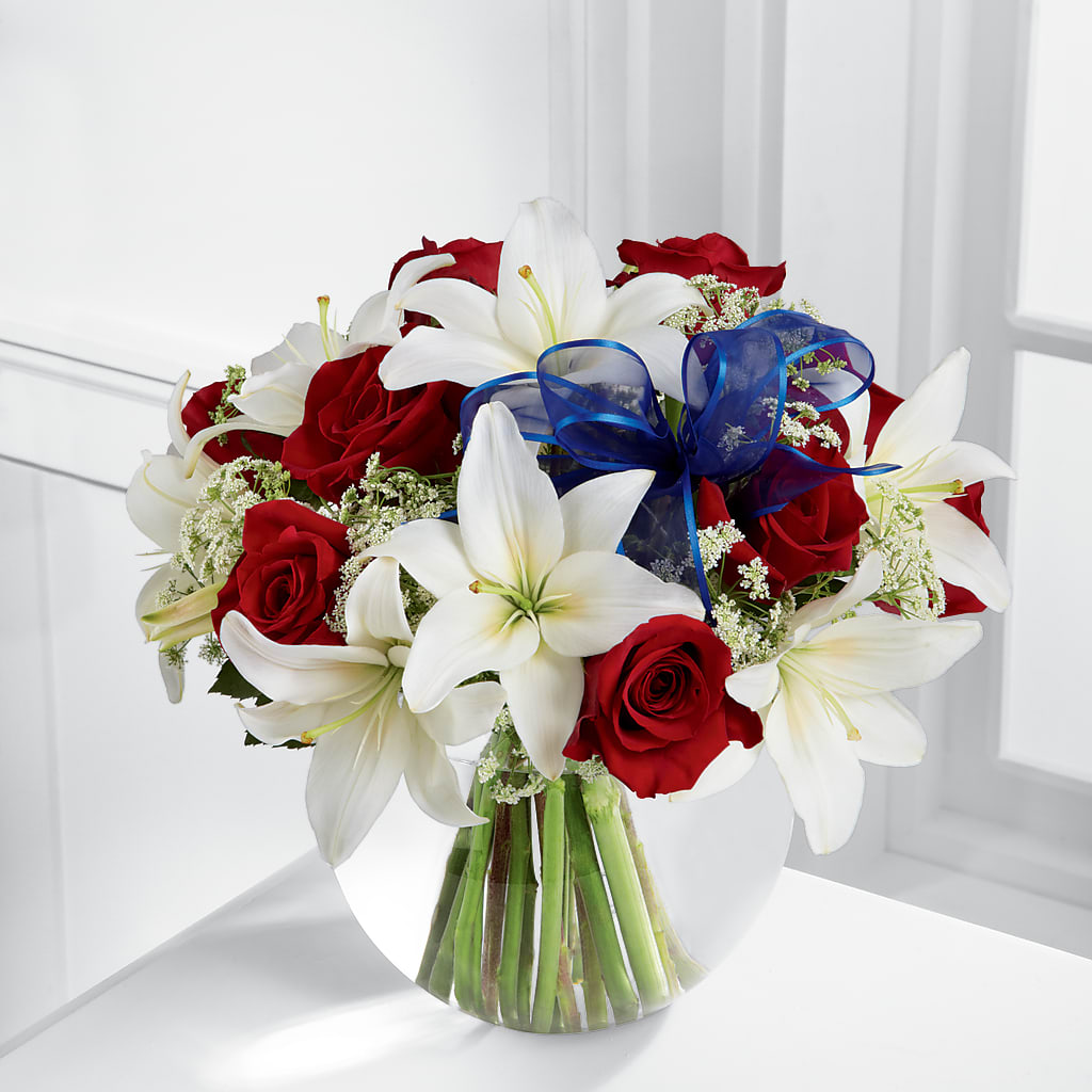 Independence Bouquet – Blooms By The Lake, Lake Arthur LA