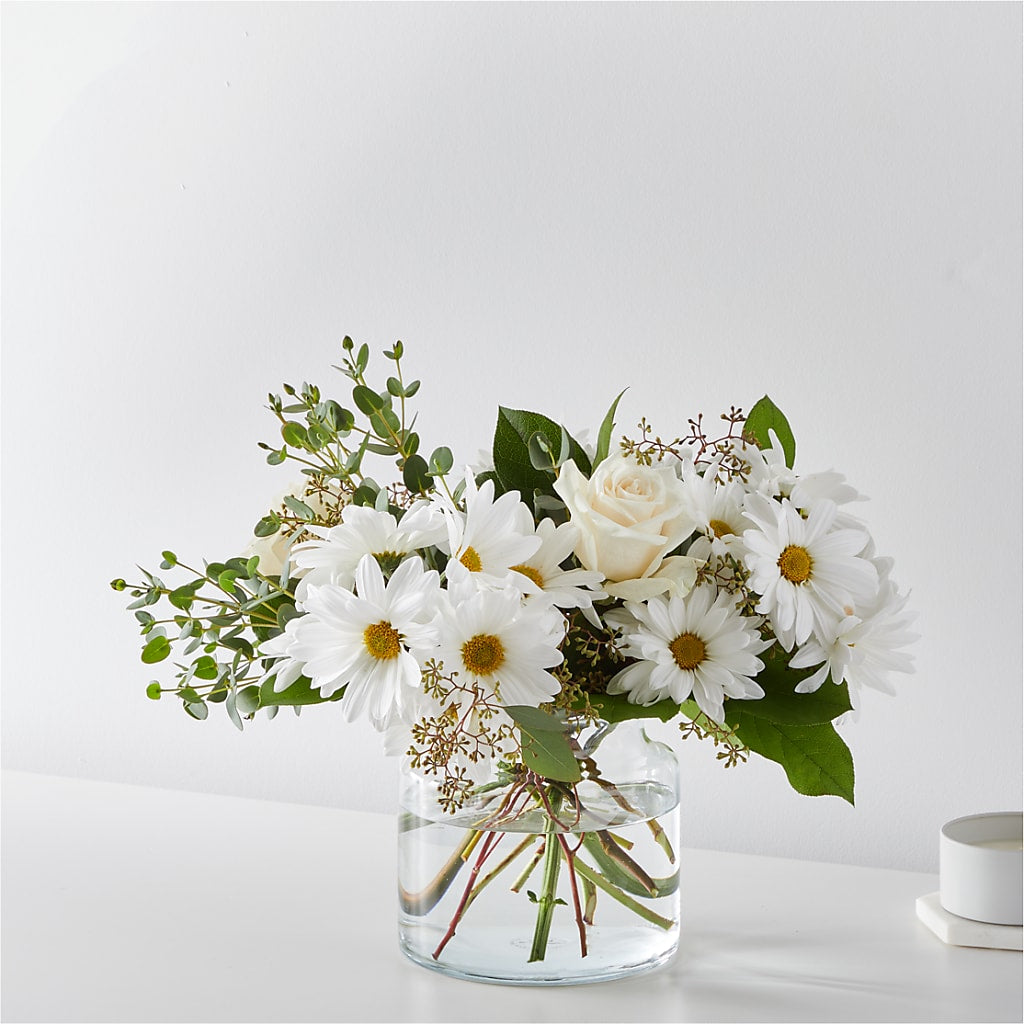 Fresh Linen Bouquet – Blooms By The Lake, Lake Arthur LA