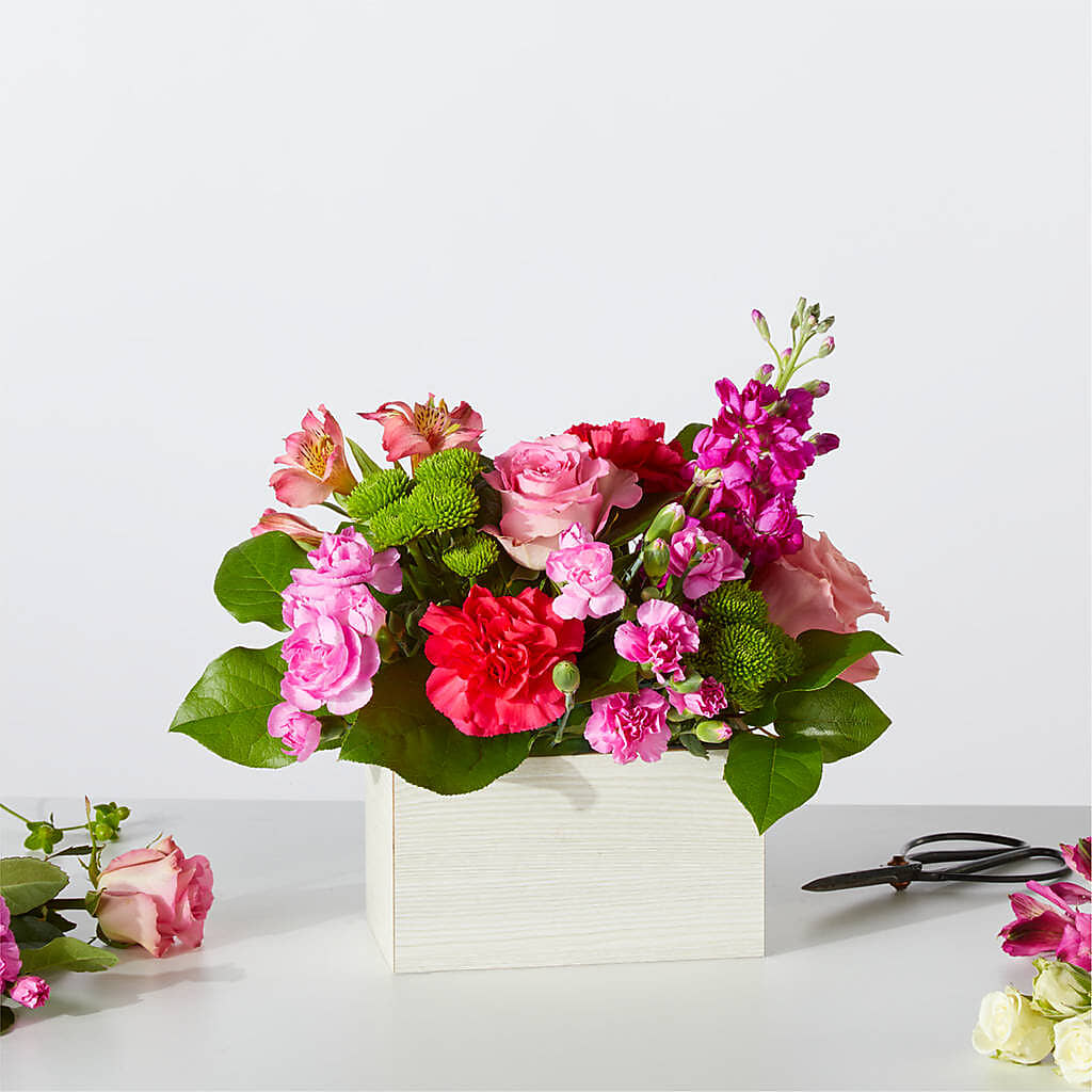 Sweetberry Box – A Florist Original – Blooms By The Lake, Lake Arthur LA