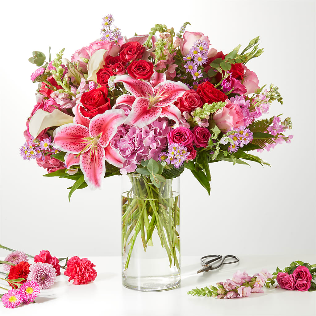 Swooning Over You - A Luxury Florist Original – Blooms By The Lake, Lake Arthur LA