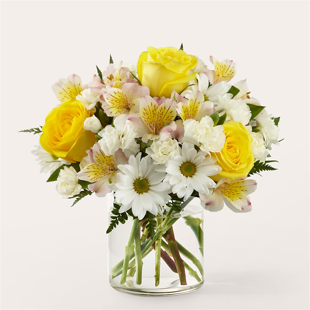 Gleeful Bouquet – Blooms By The Lake, Lake Arthur LA