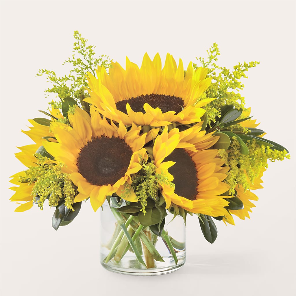 Beaming Sunflower Bouquet – Blooms By The Lake, Lake Arthur LA