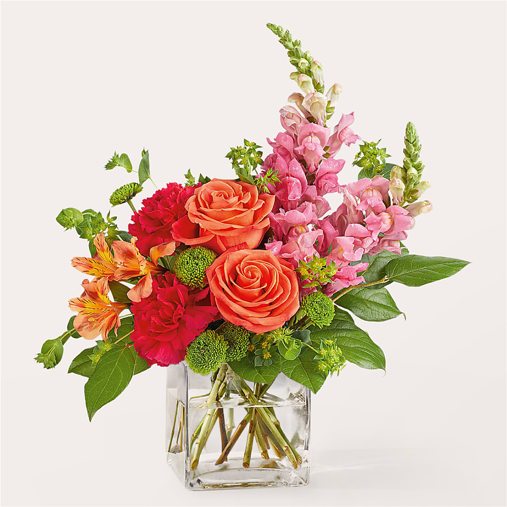 Cosmopolitan Bouquet – Blooms By The Lake, Lake Arthur LA