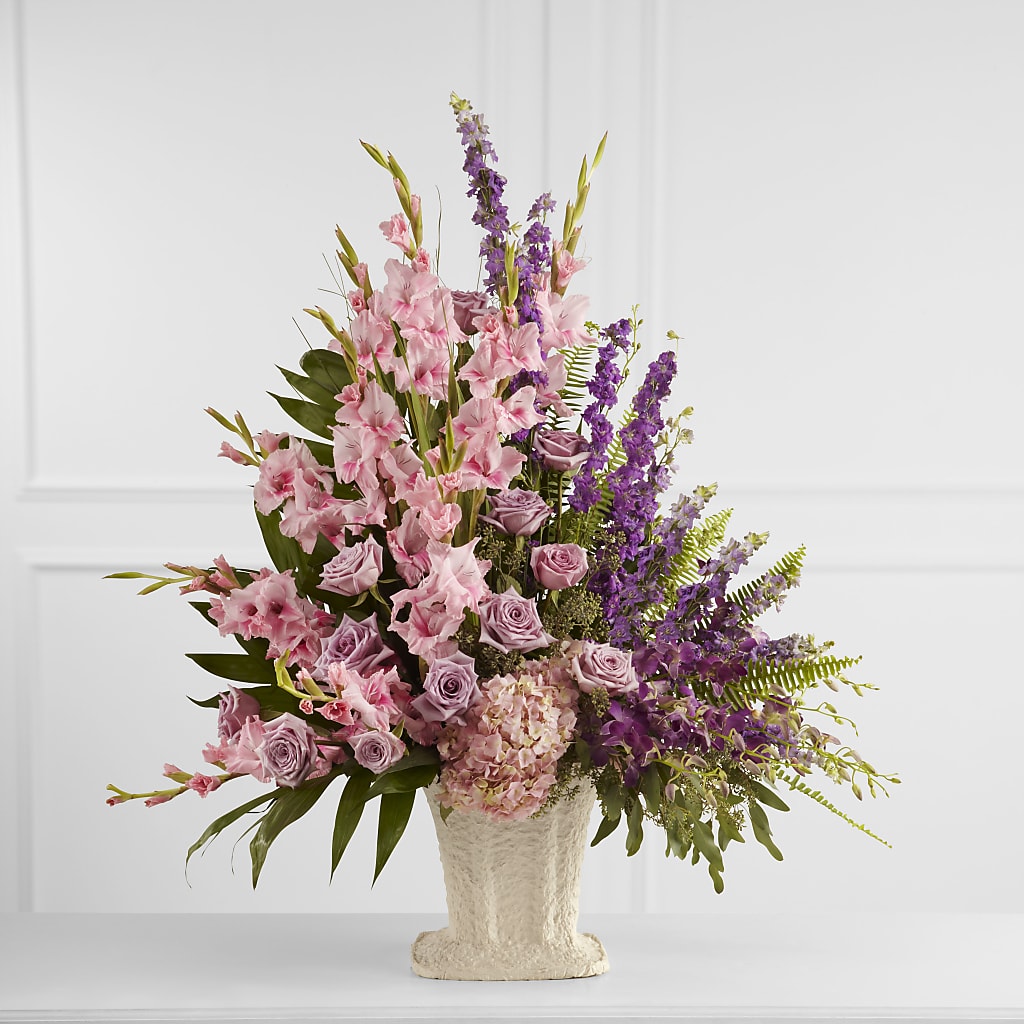 Flowing Garden Arrangement – Blooms By The Lake, Lake Arthur LA