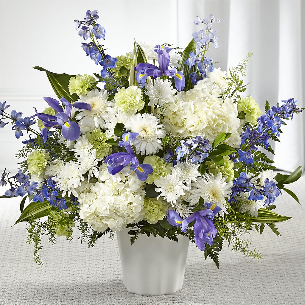 Soft Serenity Floor Basket – Blooms By The Lake, Lake Arthur LA