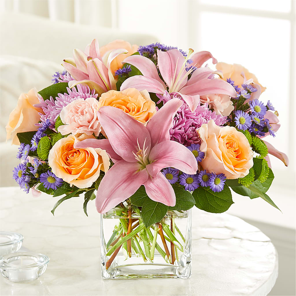 Delicate Details Bouquet – Blooms By The Lake, Lake Arthur LA