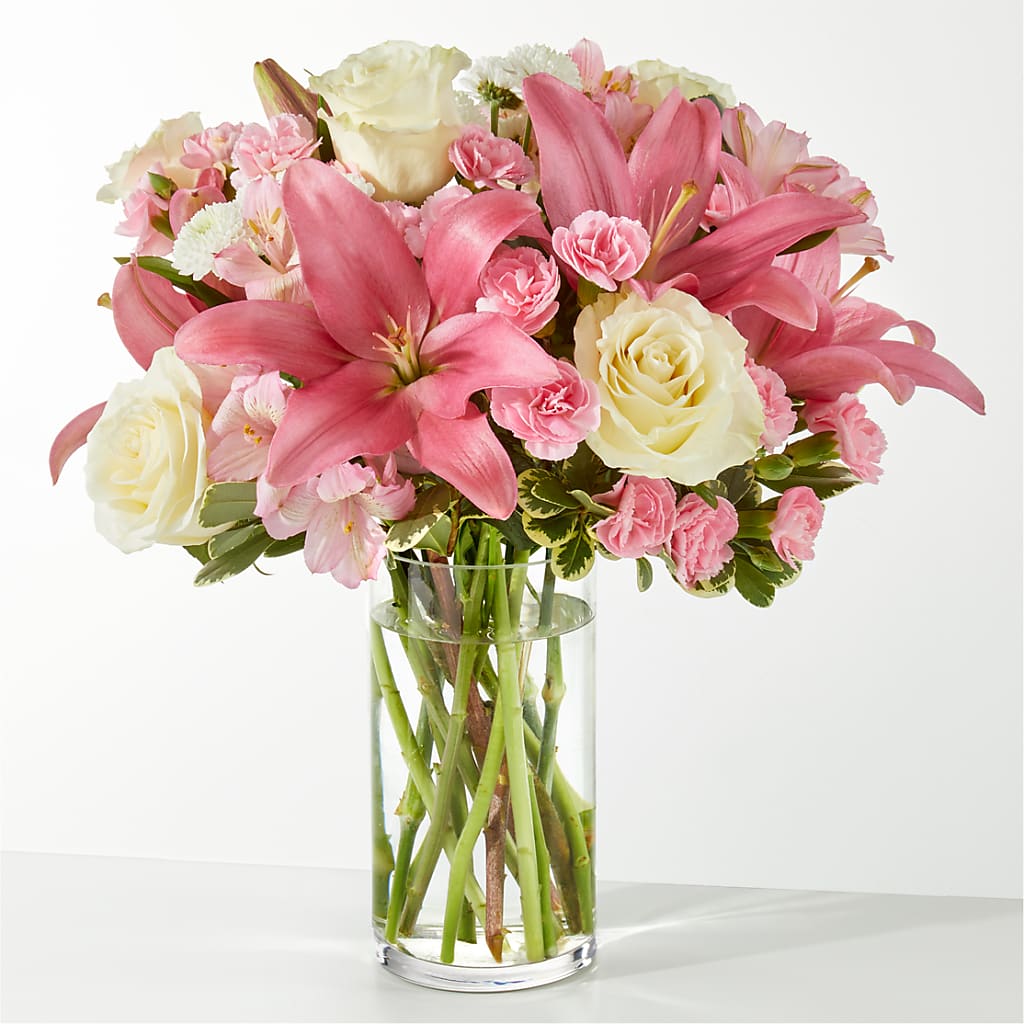 Piece of Cake Bouquet – Blooms By The Lake, Lake Arthur LA
