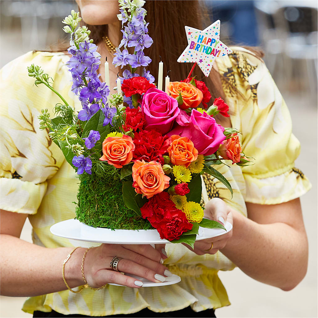 Best Year Yet Floral Cake – Blooms By The Lake, Lake Arthur LA