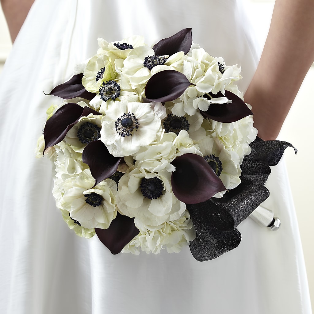 To Have and To Hold Bouquet – Blooms By The Lake, Lake Arthur LA