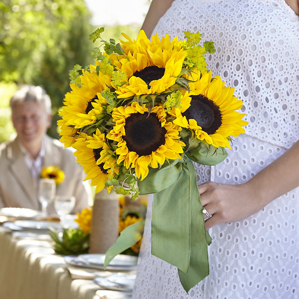 Free Spirit Bouquet – Blooms By The Lake, Lake Arthur LA