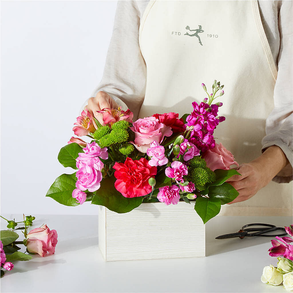 Sweetberry Box – A Florist Original –  Blooms By The Lake, Lake Arthur LA