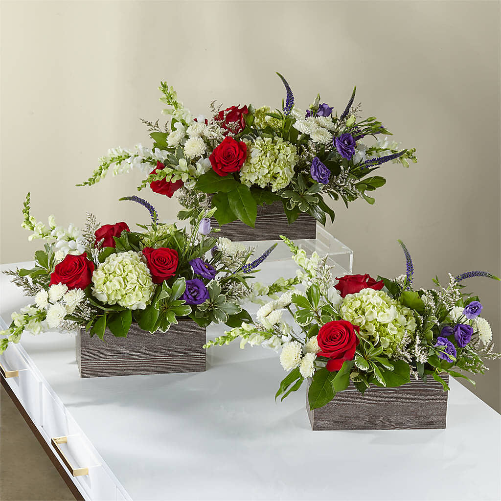 Sweet Magnolia Bouquet –  Blooms By The Lake, Lake Arthur LA