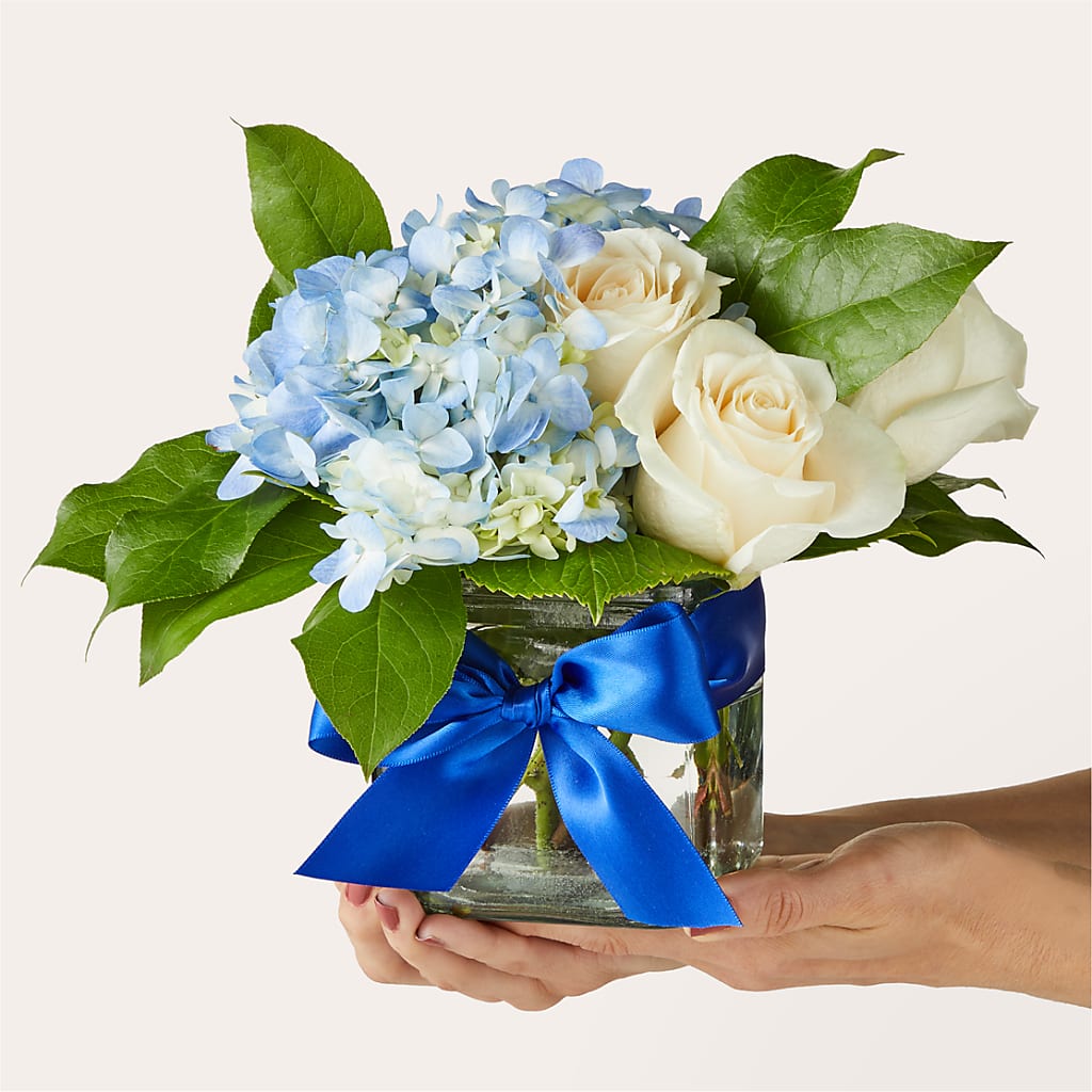 Sky Blue Delight Bouquet –  Blooms By The Lake, Lake Arthur LA
