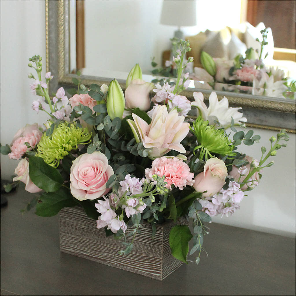 Beautiful Spirit Basket –  Blooms By The Lake, Lake Arthur LA