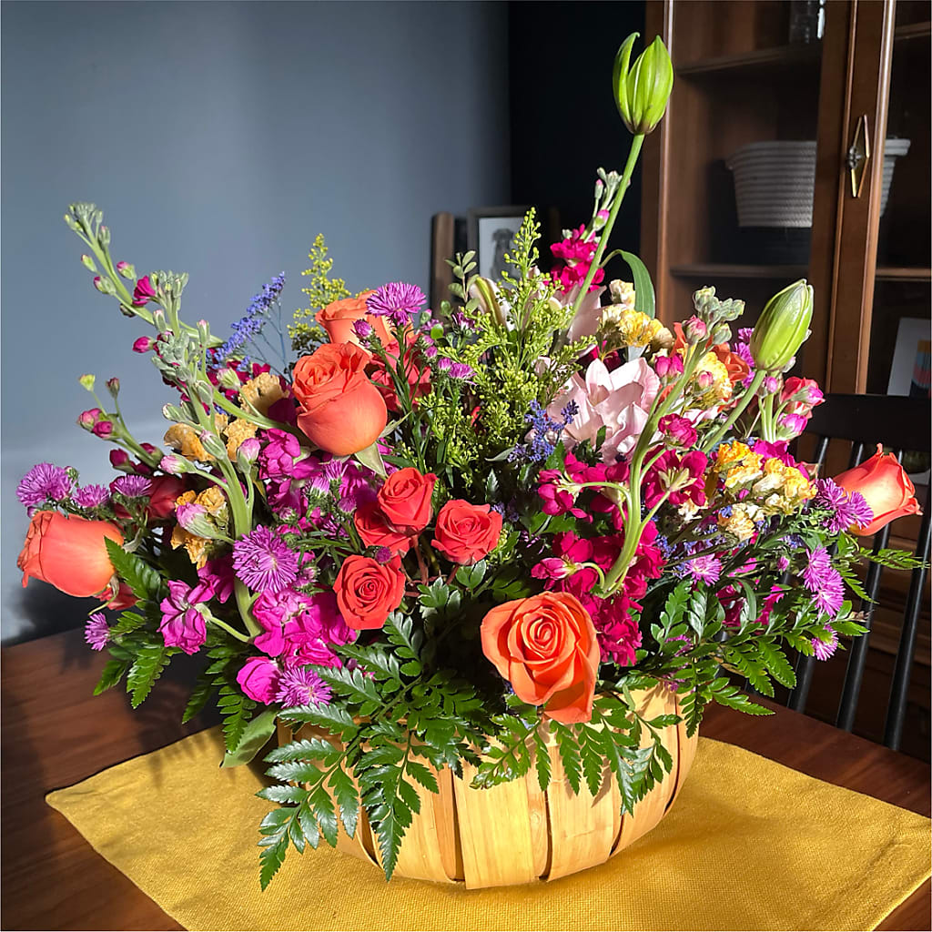 Garden of Life Basket –  Blooms By The Lake, Lake Arthur LA