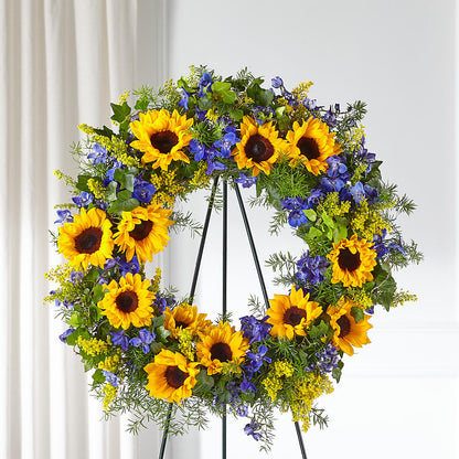 Bright Rays Wreath –  Blooms By The Lake, Lake Arthur LA