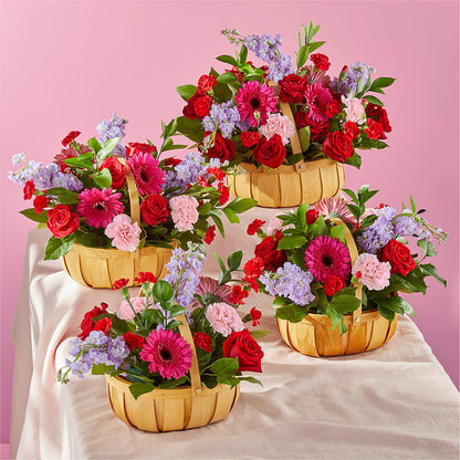 Pink Picnic Basket –  Blooms By The Lake, Lake Arthur LA