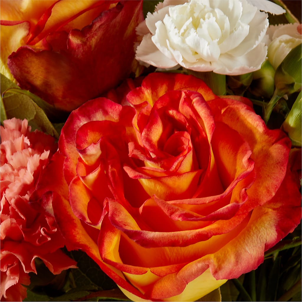 Apricot Glow Bouquet –  Blooms By The Lake, Lake Arthur LA