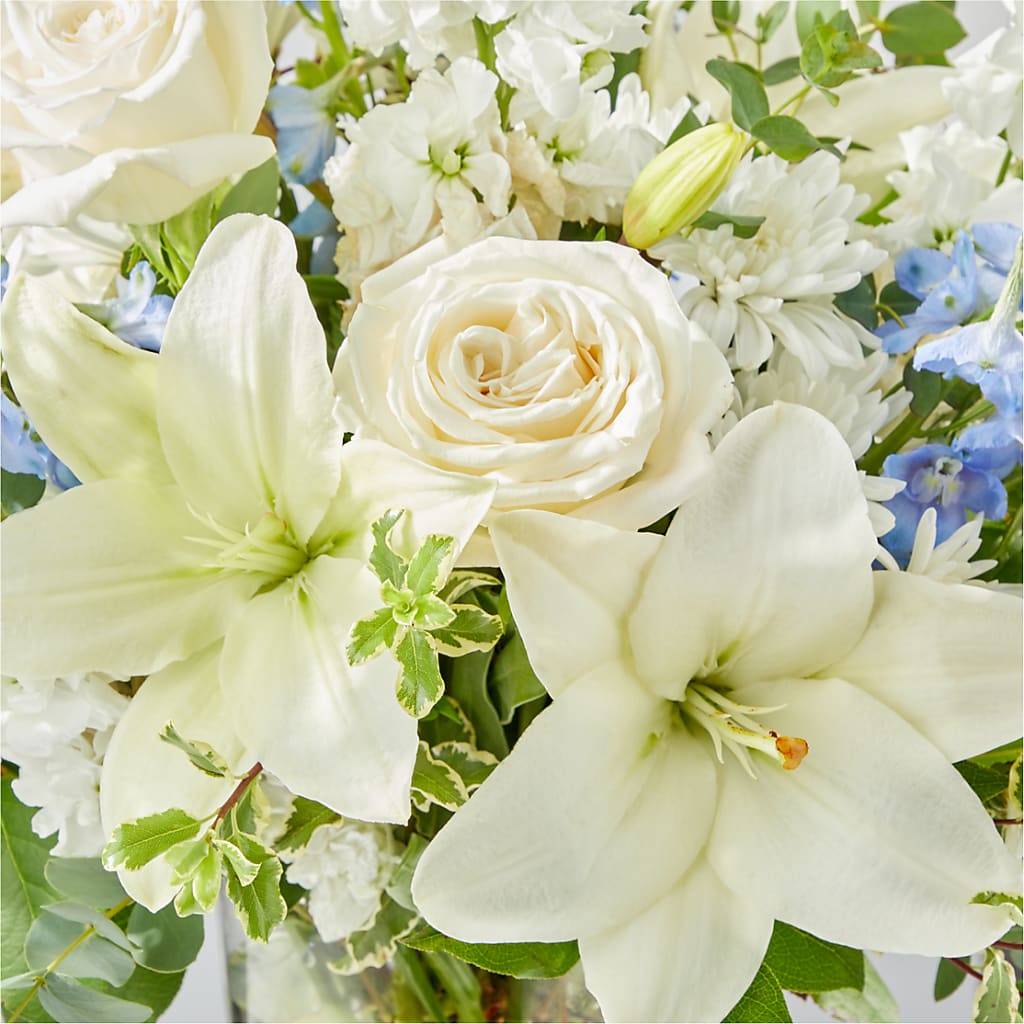 Peace of Mind Bouquet –  Blooms By The Lake, Lake Arthur LA