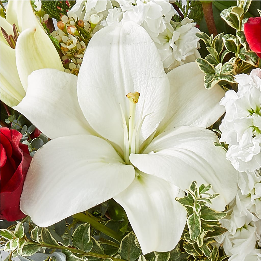Twinkle Lights Bouquet –  Blooms By The Lake, Lake Arthur LA