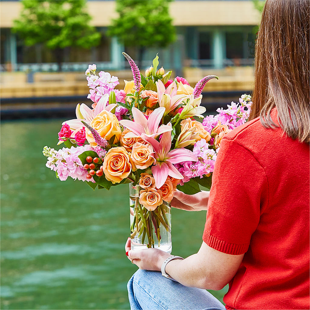 Bisous Bouquet –  Blooms By The Lake, Lake Arthur LA