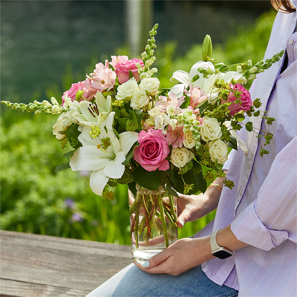 Fondly Bouquet –  Blooms By The Lake, Lake Arthur LA