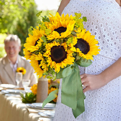 Free Spirit Bouquet –  Blooms By The Lake, Lake Arthur LA